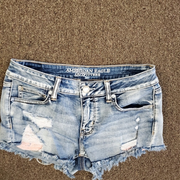 American Eagle Jean Shorts - Picture 4 of 4